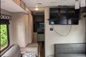 IBB Coachmen freedom express 246 RKS Travel Trailer