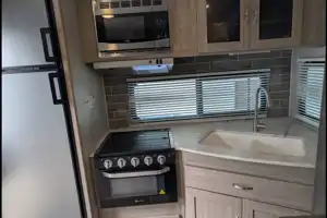 IBB Coachmen freedom express 246 RKS Travel Trailer