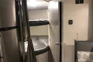 Reds Coachmen Catalina Summit Series 7 184BHS Travel Trailer