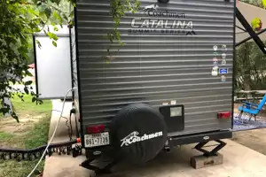 Reds Coachmen Catalina Summit Series 7 184BHS Travel Trailer