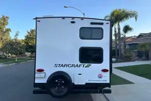 Fox RV Rentals 188BHS Travel Trailer