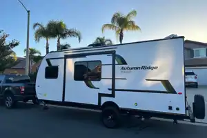 Fox RV Rentals 188BHS Travel Trailer