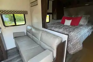 Torrey's Jayco Jay Flight SLX Travel Trailer