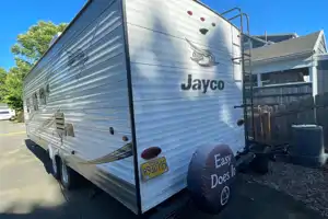 Torrey's Jayco Jay Flight SLX Travel Trailer