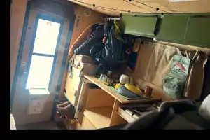 4X4 Canadian Cabin 
