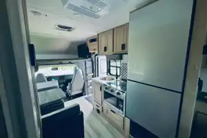SUPER CLEAN 2025 FORESTER 24' (PET FRIENDLY)