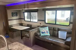 Wes's Crossroads Zinger Travel Trailer