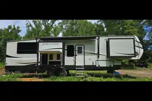 Leigh Ann's Keystone Sprinter Limited Fifth Wheel