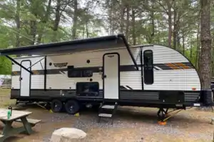 FULLY Fully STOCKED!! 2022 Wildwood Xlite,,Delivery available.