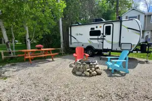 20BHS Lightweight Travel Trailer w/Unlimited Miles 2022 Flagstaff E-Pro 