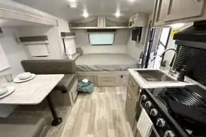 20BHS Lightweight Travel Trailer w/Unlimited Miles 2022 Flagstaff E-Pro 