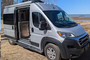 Thor Motor Coach 18M Class B