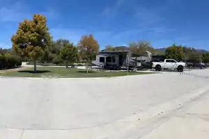 BEAUTIFUL, BRAND NEW 5TH WHEEL RV FOR YOUR NEXT “GLAMPING” ADVENTURE!