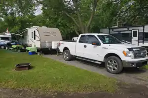 Frank's Jayco Whitehawk Ultra Light 27DSRL Travel Trailer