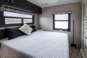 Spacious Dog Friendly and stocked for adventure!!!