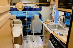 Mama D’s RVs (1)