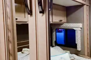 Mama D’s RVs (1)