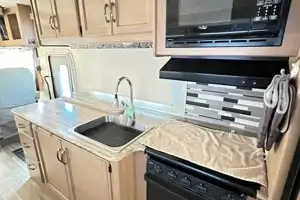 THOR Motor Coach - Luxury Class A motorhome
