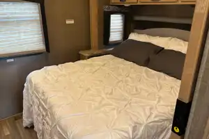 THOR Motor Coach - Luxury Class A motorhome