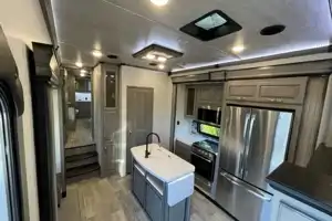 Hannah's Montana! 2021 Keystone RV Montana 3761FL