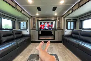 Hannah's Montana! 2021 Keystone RV Montana 3761FL