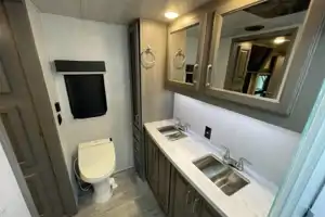 Hannah's Montana! 2021 Keystone RV Montana 3761FL