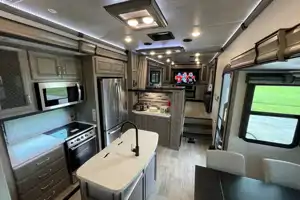 Hannah's Montana! 2021 Keystone RV Montana 3761FL