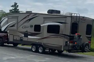 Jack's 5th Wheel Campers Delight!