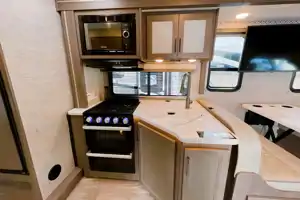 Bali Rv Rentals - Best RV Vacation with Thor Coleman 30ft
