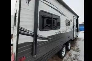 Perfect couples or small family trailer.