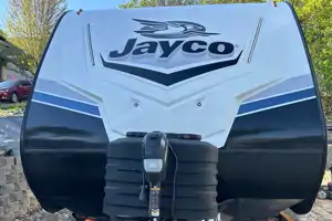Alcantar Jayco Jayfeather Travel Trailer