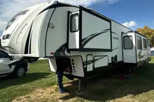 2019 Forest River Sabre 36FRP Fifth Wheel Sleeps 11!