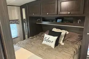 Jacob's Cruiser RV Shadow Cruiser 240BHS Travel Trailer