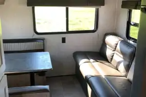 Palomino Puma XLE Lite 20RLC – Lightweight Travel Trailer (Sleeps 6)