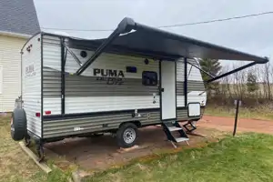 Palomino Puma Ultra Lite Travel Trailer
