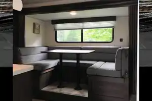 Hideaway Rv rentals Fur baby friendly Wolf pup 17JG