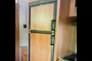 Thomas 's Keystone Summerland Travel Trailer