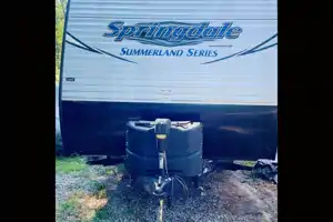 Thomas 's Keystone Summerland Travel Trailer