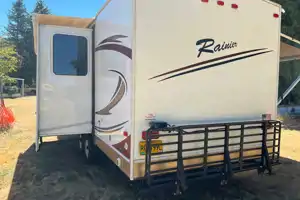 Jeff's Dutchmen Rainier Travel Trailer
