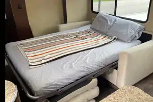 Coachmen Prism Class C