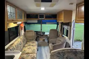 Andrii's Winnebago Adventure Class A