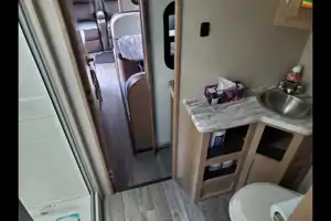 Winnebago 2405rl Fifth Wheel