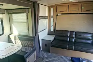 Cruisin' to Relaxation