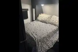 2022 Freedom Express 29SE TT Sleeps up to 10!