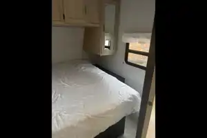 Komodo Kampers RV Rental- Avenger