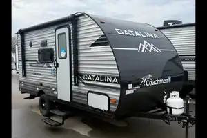 Bryan's Coachmen Catalina Summit Series 7 164bhx Travel Trailer