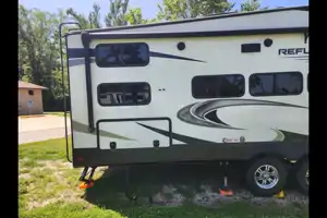 Corey's 2022cGrand Design 28 BH Fifth Wheel