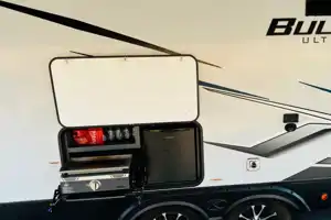 Cozy Bullet Bunkhouse with Outdoor Kitchen and Solar (Easy Delivery)