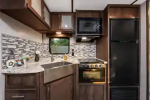Rv Rentals Way of Life's Dutchmen Coleman Lantern 285BH Travel Trailer LC2