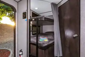 Rv Rentals Way of Life's Dutchmen Coleman Lantern 285BH Travel Trailer LC2